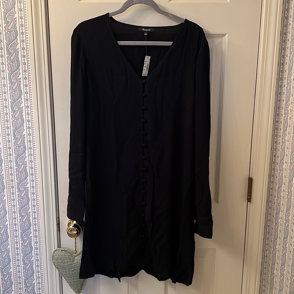 Madewell Black Long-Sleeve Button-Front Dress